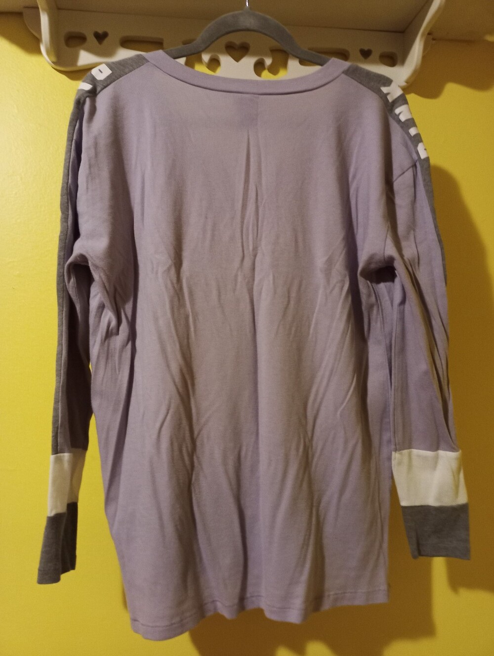 Small Light Purple Pink Victoria's Secret Long Sleeve Top - Picture 2 of 5